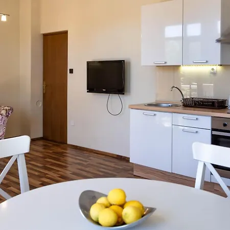 Apartment By The Sea West