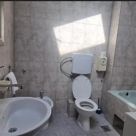 By The Sea West Apartman *